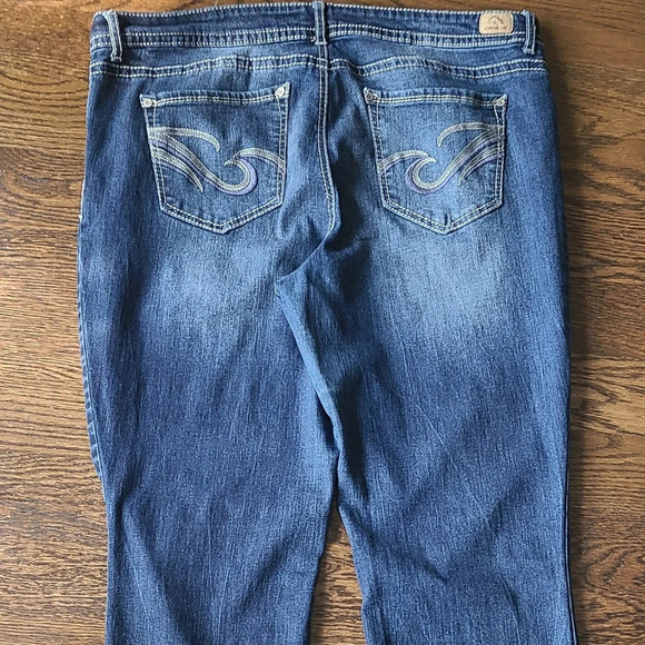 Jordache women's Jeans slim boot sz.18 - Picture 3 of 15